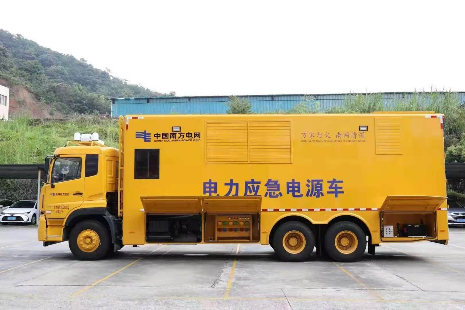 尖草坪安康大型柴油发电机发电车UPS电源出租租赁